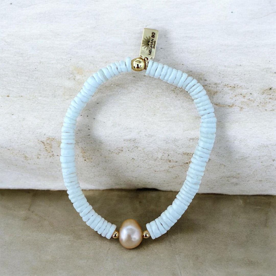 Puka Shell and Natural Pearl Bracelet